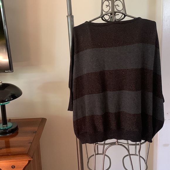 Sparkle and fade black and grey sweater top - Picture 3 of 6